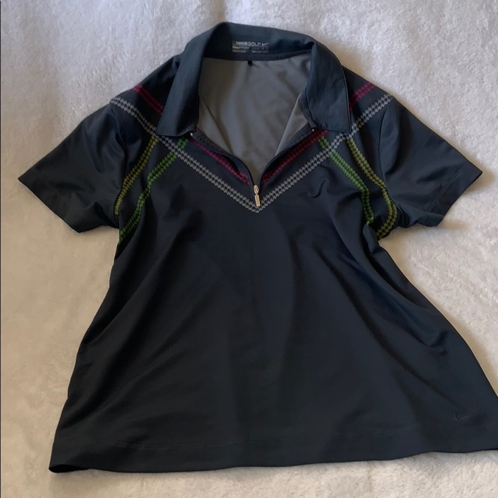 Nike tee